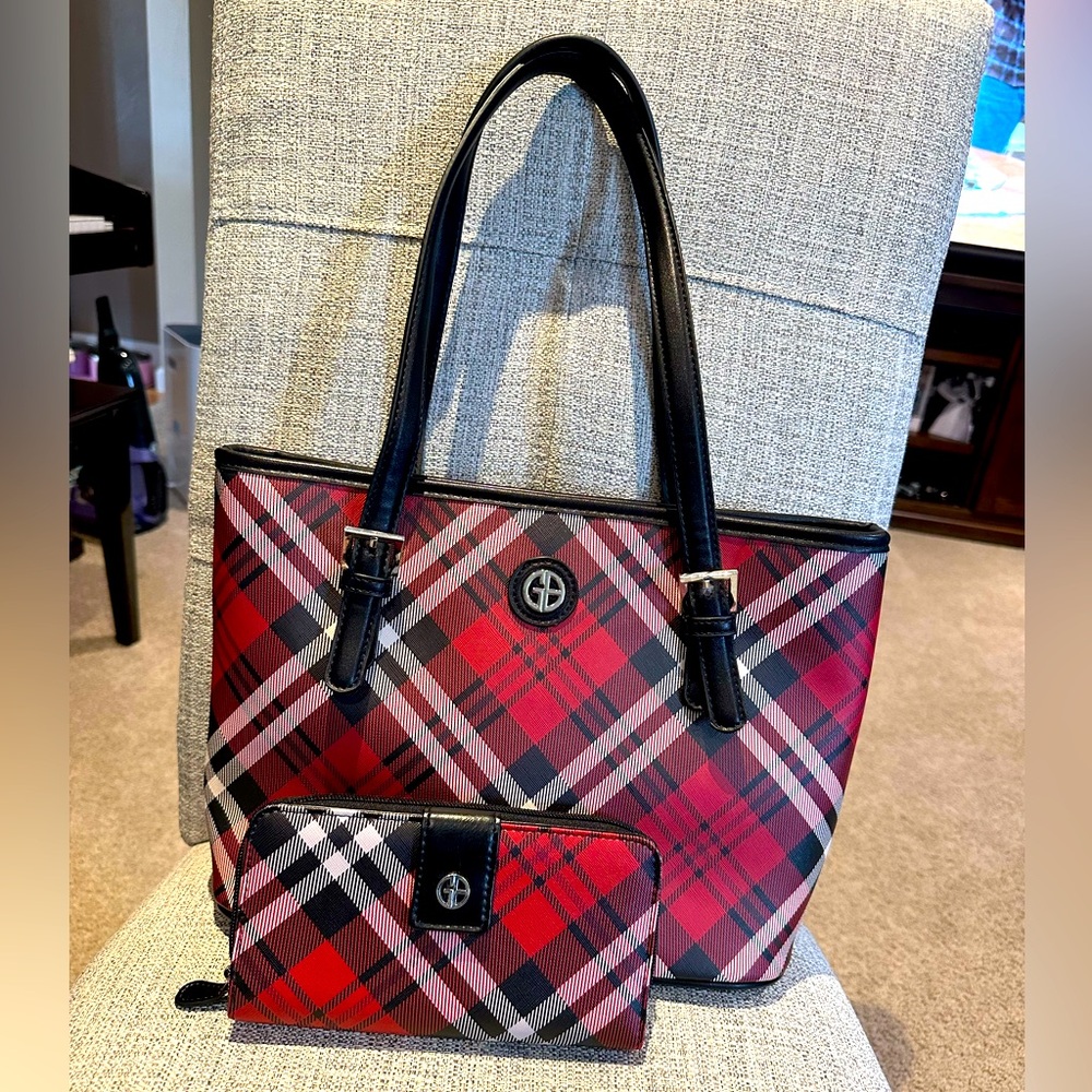 Giani Bernini Tote and Wallet